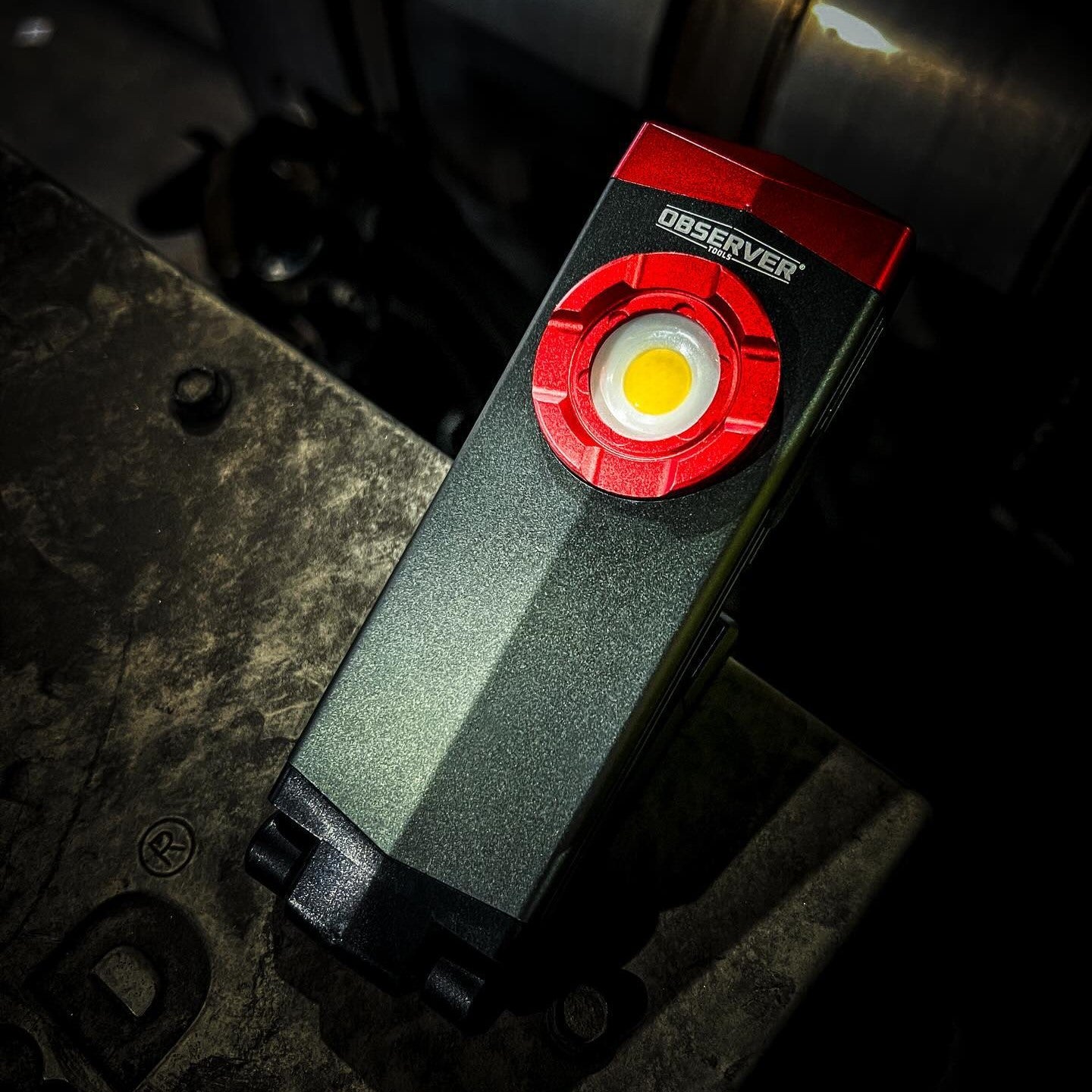 1000 Lumen Dual-Lamp LED Rechargeable Work Light with Phone Charger, Hands-Free Mounting, and Dimming